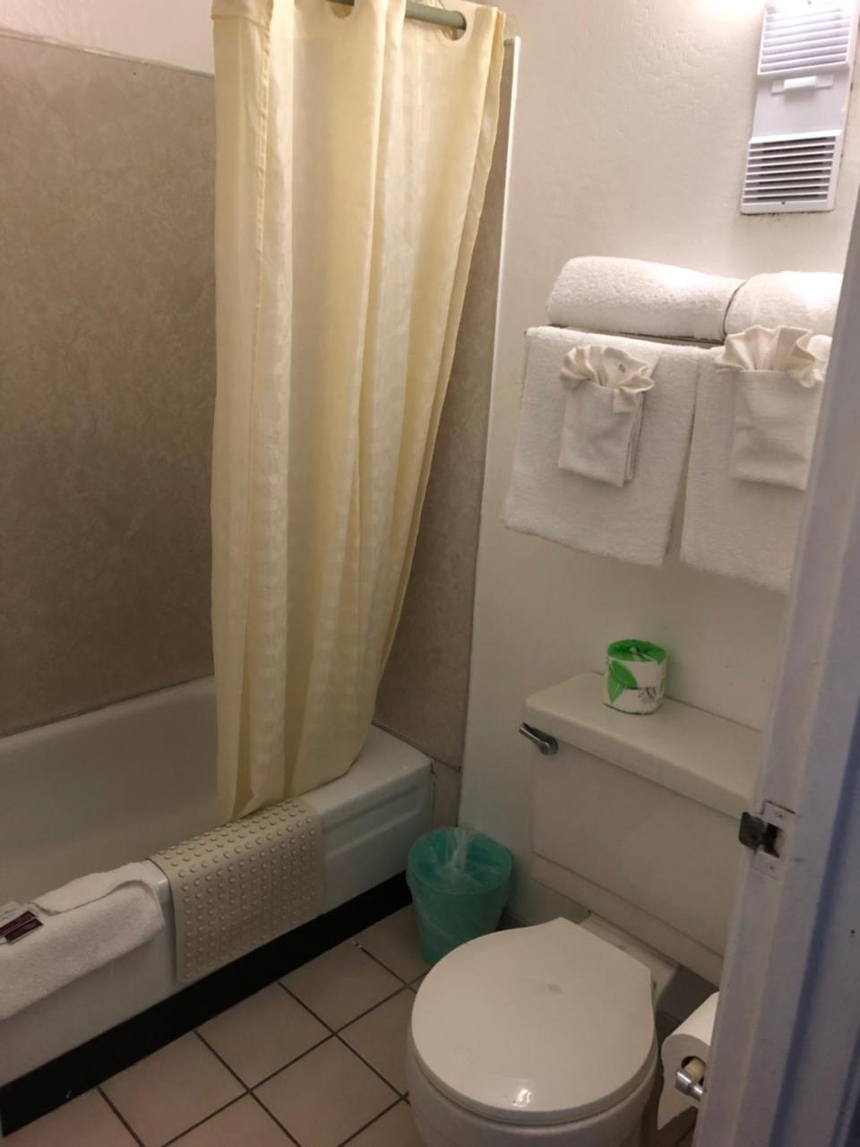 America'S Best Travel Inn Reno Kültér fotó
